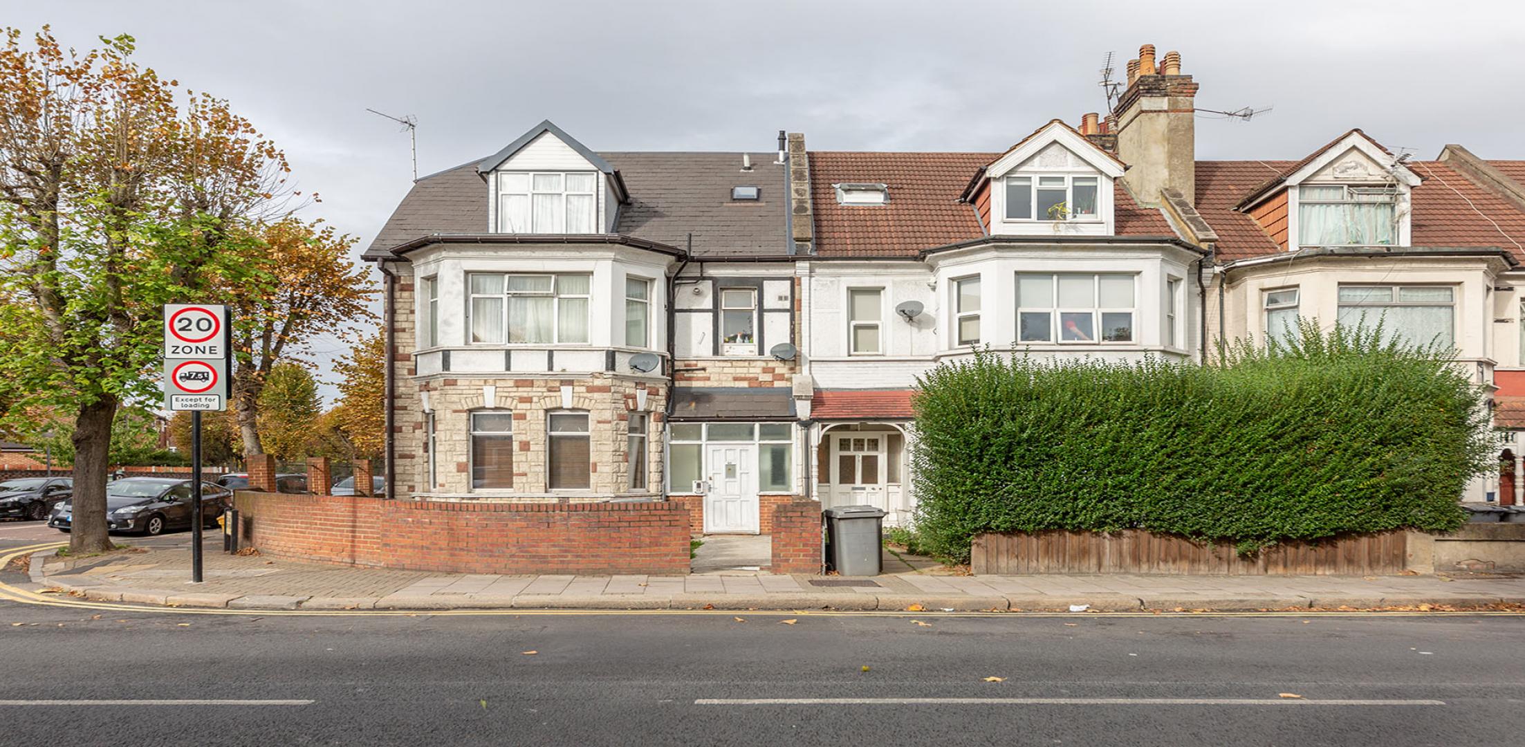 			3 Bedroom, 2 bath, 1 reception Flat			 Walm Lane, WILLESDEN GREEN